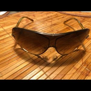 Burberry sunglasses B3052